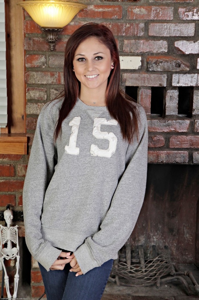 Nude Pictures Of Ariana Marie