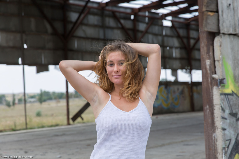 Semi Busty