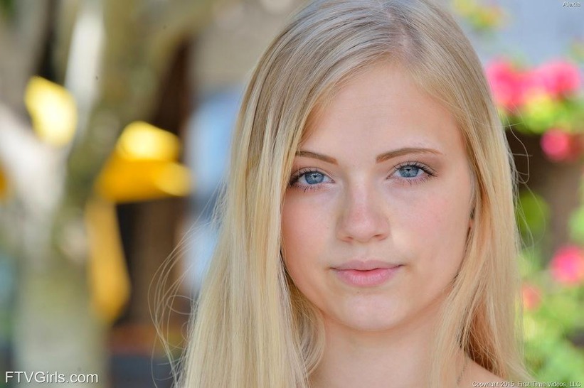 Alexia Has Some Fun In The Sun