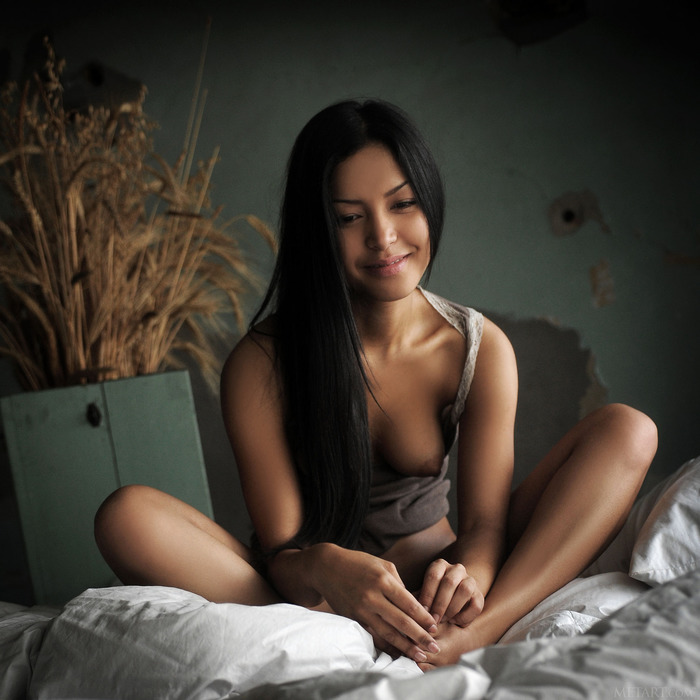 Presenting Chloe Rose