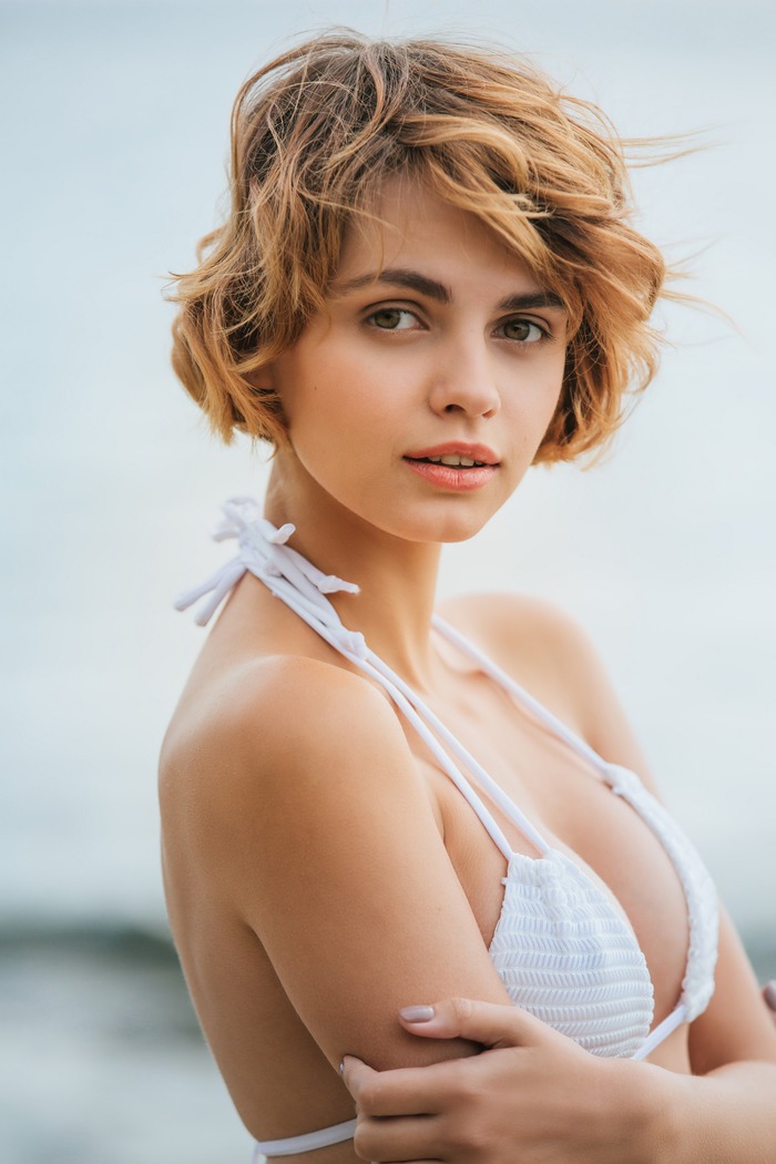 ARIEL IN SUN SPLASHED