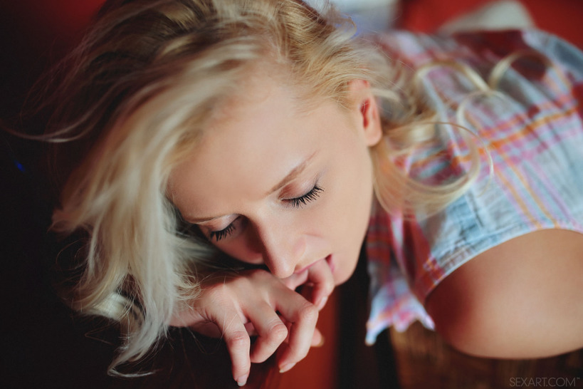 Dazzling beauty of Nika N