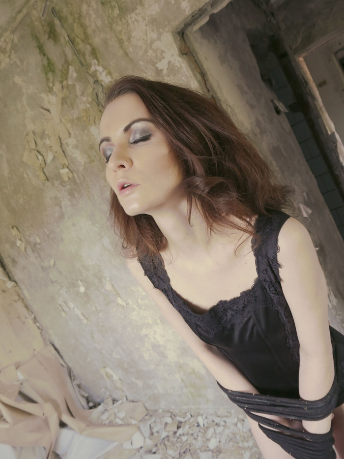 Joselina Joker Tied Up