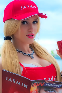 Patricia Hot Webcam Model