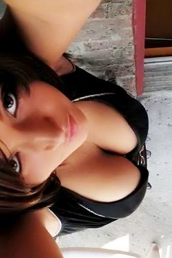 Hot Amateur Busty Girlfriends