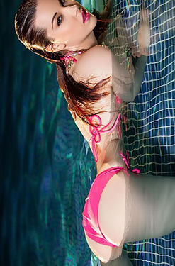 Elizabeth Marxs In The Pool