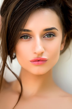 Gloria Sol Via Playboy