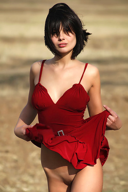 Emanuel A Ready To Go Naked