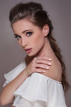 Hot Insta Babe From Poland Sandra Procek