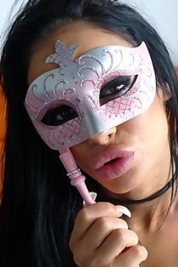 Angelina Valentine Hot Cam!